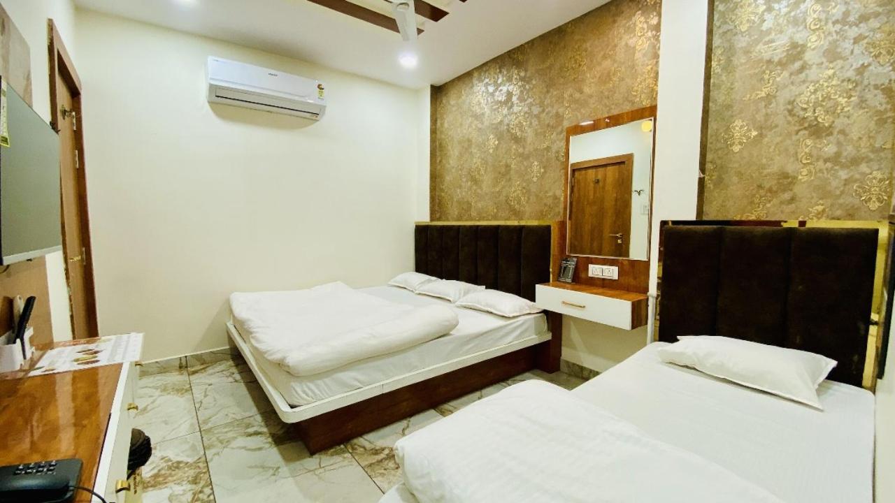 Hotel Malay Inn Ujaim Exterior foto